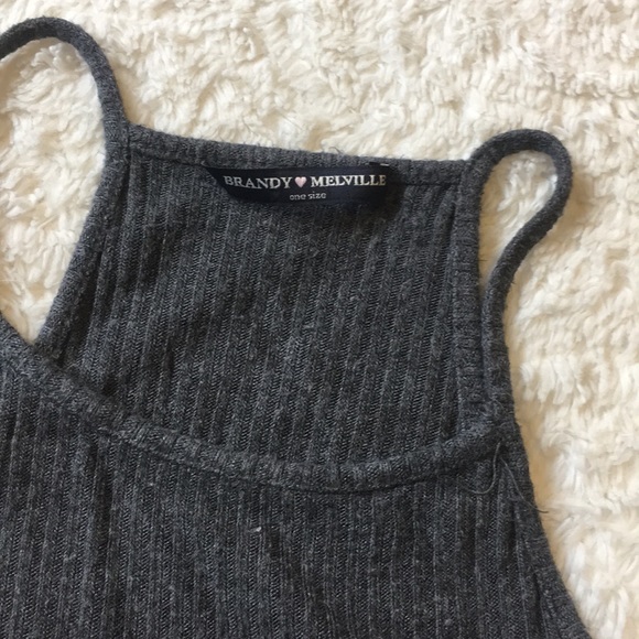 Brandy Melville crop Top - Picture 2 of 5